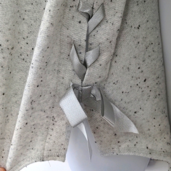 Disney Minnie Fabulously Original Gray Shirt XXL - Picture 3 of 4